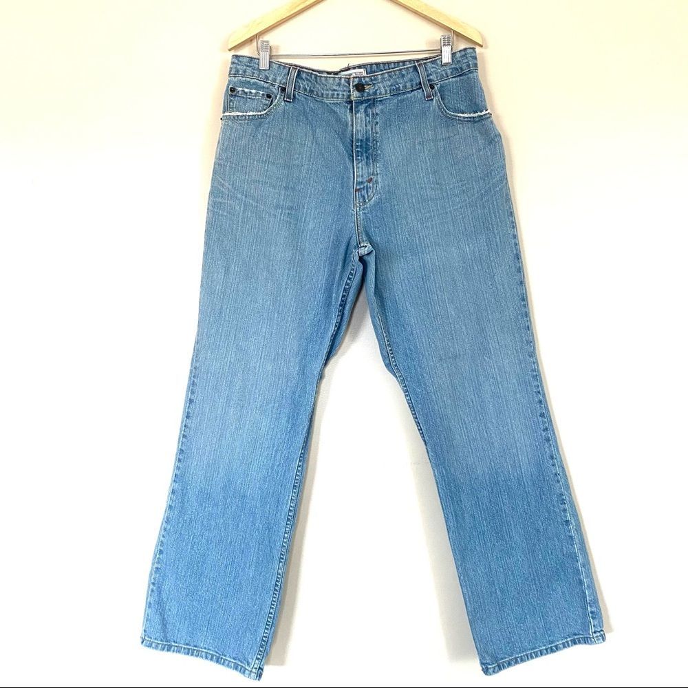 Vintage Women’s Levi’s Light Wash Stretch Mid-Rise Bootcut Jeans Size 18 EUC